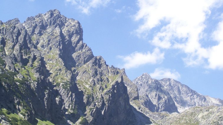 Woda Płynąca W Podłużnym Zagłębieniu Terenu Prostredný hrot Vysoké Tatry - Sorger | Domalenka