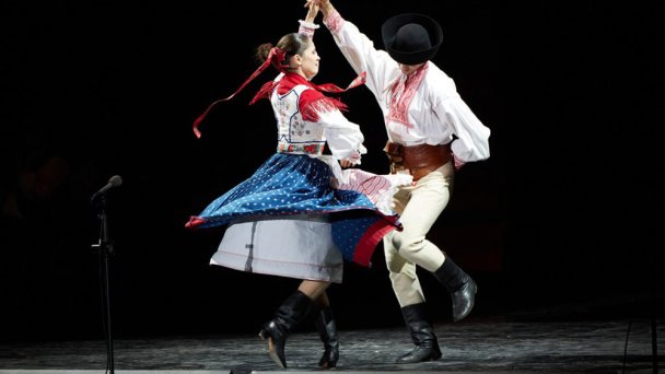 Folklórny festival Východná Zdroj: http://www.festivalvychodna.sk/2020/fotky/galeria/ Folklórny festival Východná Zdroj: http://www.festivalvychodna.sk/2020/fotky/galeria/