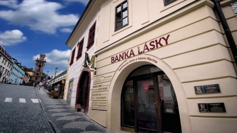 Banka Lásky Banská Štiavnica Zdroj: https://www.facebook.com/EpicentrumLasky