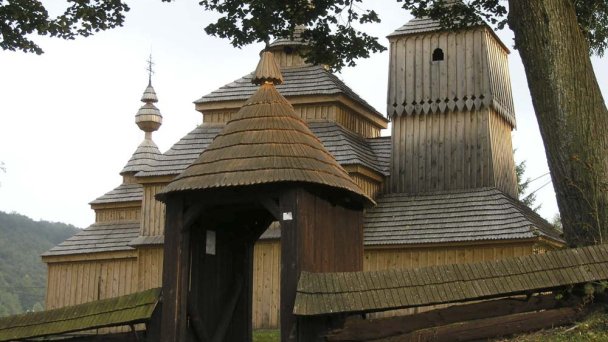 Chrám sv. Mikuláša 2 Autor: Peter Zelizňak Zdroj: https://slovenskycestovatel.sk/item/chram-sv-mikulasa-bodruzal