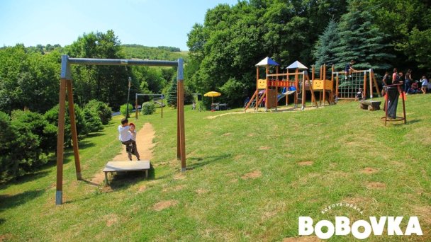 Bobovka Kavečany 2 Zdroj: https://scontent-vie1-1.xx.fbcdn.net/v/t1.0-0/p640x640/61451619_2753443688060023_2866254198876405760_o.jpg?_nc_cat=100&_nc_sid=8024bb&_nc_oc=AQmRmNEPmTa7sH_uRqbMmaaoHkgkxad8NGGIiDVs-RLHWwT9hgiGn8W1rhN-RjgRvp0&_nc_ht=scontent-vie1-1.xx&_nc_tp=6&oh=1f5a0ace8e6b0c654903422bc73a39fa&oe=5EC69CD4 Bobovka Kavečany 2 Zdroj: https://scontent-vie1-1.xx.fbcdn.net/v/t1.0-0/p640x640/61451619_2753443688060023_2866254198876405760_o.jpg?_nc_cat=100&_nc_sid=8024bb&_nc_oc=AQmRmNEPmTa7sH_uRqbMmaaoHkgkxad8NGGIiDVs-RLHWwT9hgiGn8W1rhN-RjgRvp0&_nc_ht=scontent-vie1-1.xx&_nc_tp=6&oh=1f5a0ace8e6b0c654903422bc73a39fa&oe=5EC69CD4
