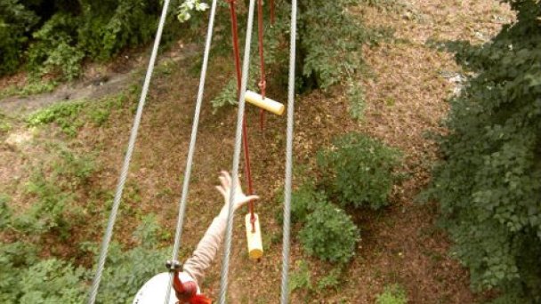 Lanoland 4 Zdroj: https://scontent-vie1-1.xx.fbcdn.net/v/t1.0-9/307142_10150281591470493_1695813704_n.jpg?_nc_cat=106&_nc_sid=e007fa&_nc_oc=AQl3Za0IicV9f79VAVINOji_zXRZXxQYGbNLex4vtk7QHl4nohMJkh9L7C9f_RytbYg&_nc_ht=scontent-vie1-1.xx&oh=e322d6c7786277d61e1c342c31efce42&oe=5EC75BFD&dl=1