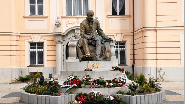 Podunajské múzeum Autor: János Korom Dr. Zdroj: https://www.flickr.com/photos/korom/3423833185/sizes/l/ Podunajské múzeum Autor: János Korom Dr. Zdroj: https://www.flickr.com/photos/korom/3423833185/sizes/l/