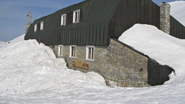 Chata generála M. R. Štefánika pod Ďumbierom 2 Chata generála M. R. Štefánika pod Ďumbierom 2