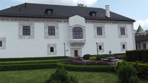 Bytčiansky zámok Autor: hrady-zamky.sk Zdroj: https://www.hrady-zamky.sk/obrazky/bytciansky-zamok/bytciansky-zamok20.jpg Bytčiansky zámok Autor: hrady-zamky.sk Zdroj: https://www.hrady-zamky.sk/obrazky/bytciansky-zamok/bytciansky-zamok20.jpg