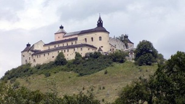 Hrad Krasna Horka 2 Autor: Martin Hlauka (Pescan) Zdroj: https://sk.wikipedia.org/wiki/Kr%C3%A1sna_H%C3%B4rka#/media/S%C3%BAbor:Hrad_Krasna_Horka.jpg Hrad Krasna Horka 2 Autor: Martin Hlauka (Pescan) Zdroj: https://sk.wikipedia.org/wiki/Kr%C3%A1sna_H%C3%B4rka#/media/S%C3%BAbor:Hrad_Krasna_Horka.jpg