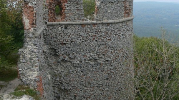 Pajštúnsky hrad Autor: Martin Berta Zdroj: https://upload.wikimedia.org/wikipedia/commons/8/81/Slovakia-Pajstun-14.jpg Pajštúnsky hrad Autor: Martin Berta Zdroj: https://upload.wikimedia.org/wikipedia/commons/8/81/Slovakia-Pajstun-14.jpg
