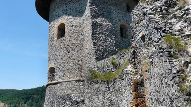 Hrad Šomoška Zdroj: https://scontent-vie1-1.xx.fbcdn.net/v/t1.0-9/p720x720/67553734_477938116098075_3258212222819631104_o.jpg?_nc_cat=108&_nc_sid=e007fa&_nc_ohc=5vZ1GLw_VsMAX_wxWjY&_nc_ht=scontent-vie1-1.xx&_nc_tp=6&oh=346abe252173bd682db1783a424f764f&oe=5EDEFC21 Hrad Šomoška Zdroj: https://scontent-vie1-1.xx.fbcdn.net/v/t1.0-9/p720x720/67553734_477938116098075_3258212222819631104_o.jpg?_nc_cat=108&_nc_sid=e007fa&_nc_ohc=5vZ1GLw_VsMAX_wxWjY&_nc_ht=scontent-vie1-1.xx&_nc_tp=6&oh=346abe252173bd682db1783a424f764f&oe=5EDEFC21