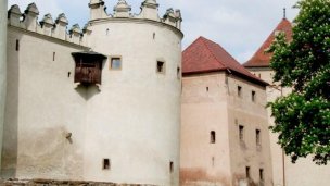 Kežmarský hrad 2 Zdroj: https://www.kezmarok.sk/portals_pictures/i_004989/i_4989494.jpg