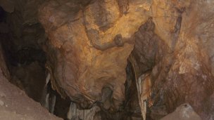 Bystrianska jaskyňa 2 Autor: Pe3kZA Zdroj: https://slovenskycestovatel.sk/item/bystrianska-jaskyna