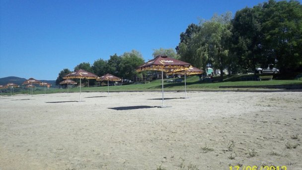 Vodná nádrž Teplý vrch 3 Zdroj: https://www.travelguide.sk/svk/turisticke-zaujimavosti/vodna-nadrz-teply-vrch_270_1.html Vodná nádrž Teplý vrch 3 Zdroj: https://www.travelguide.sk/svk/turisticke-zaujimavosti/vodna-nadrz-teply-vrch_270_1.html