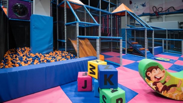 JUMP FUN - viac ako 100 atrakcií pre všetky vekové kategórie 9