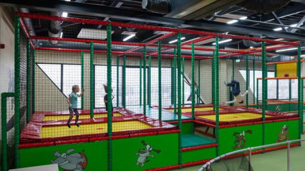 JUMP FUN - viac ako 100 atrakcií pre všetky vekové kategórie 15