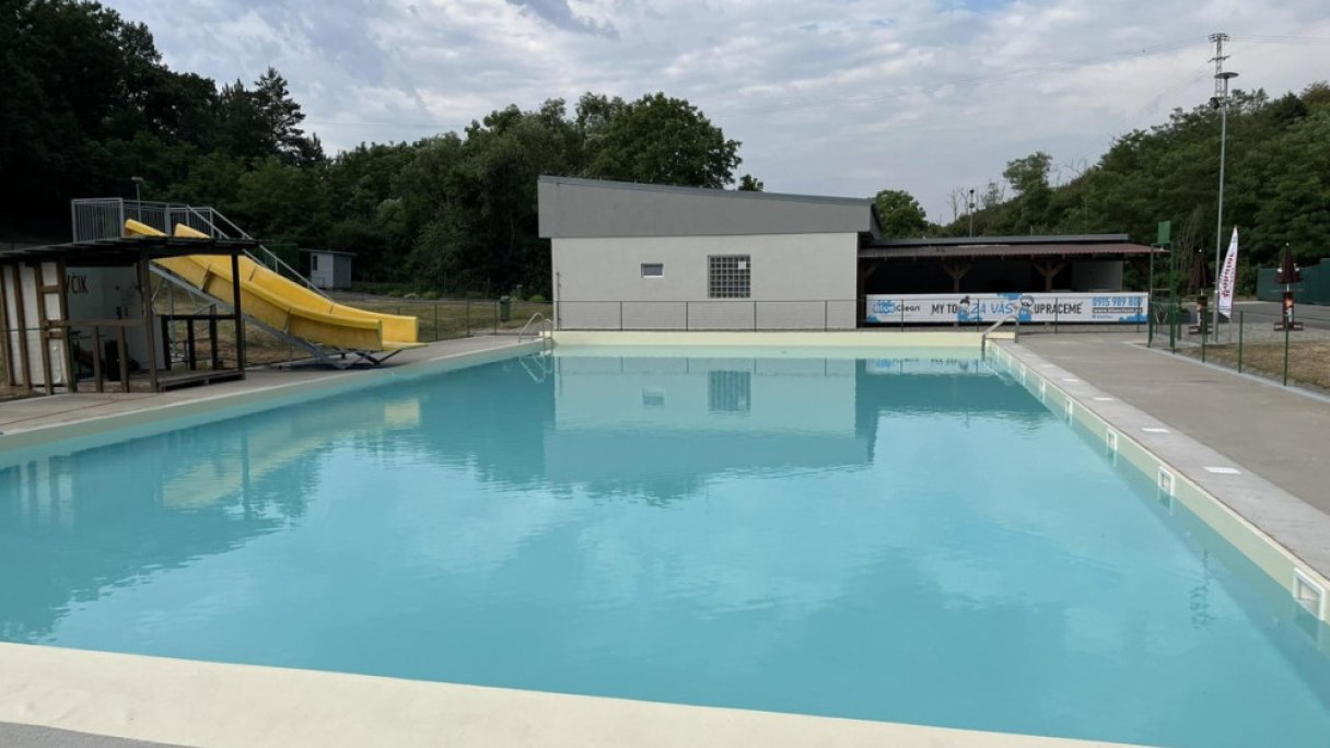 Mestské kúpalisko Tepličky Krupina 1 Mestské kúpalisko Tepličky Krupina 1