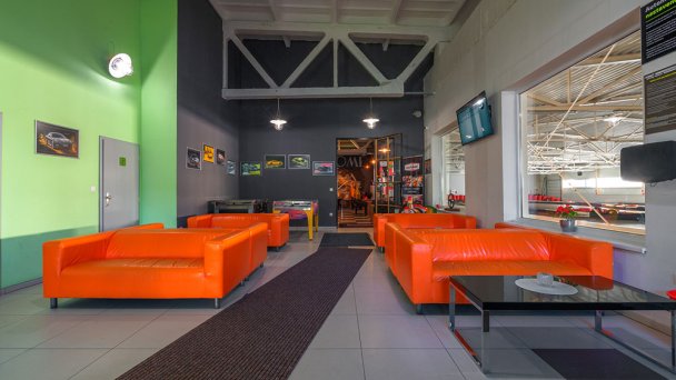 Volt Racing center 3