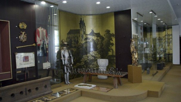 Slovenské národné múzeum v Martine 4 Zdroj: https://www.muzeum.sk/etnograficke-muzeum-snm-martin.html Slovenské národné múzeum v Martine 4 Zdroj: https://www.muzeum.sk/etnograficke-muzeum-snm-martin.html