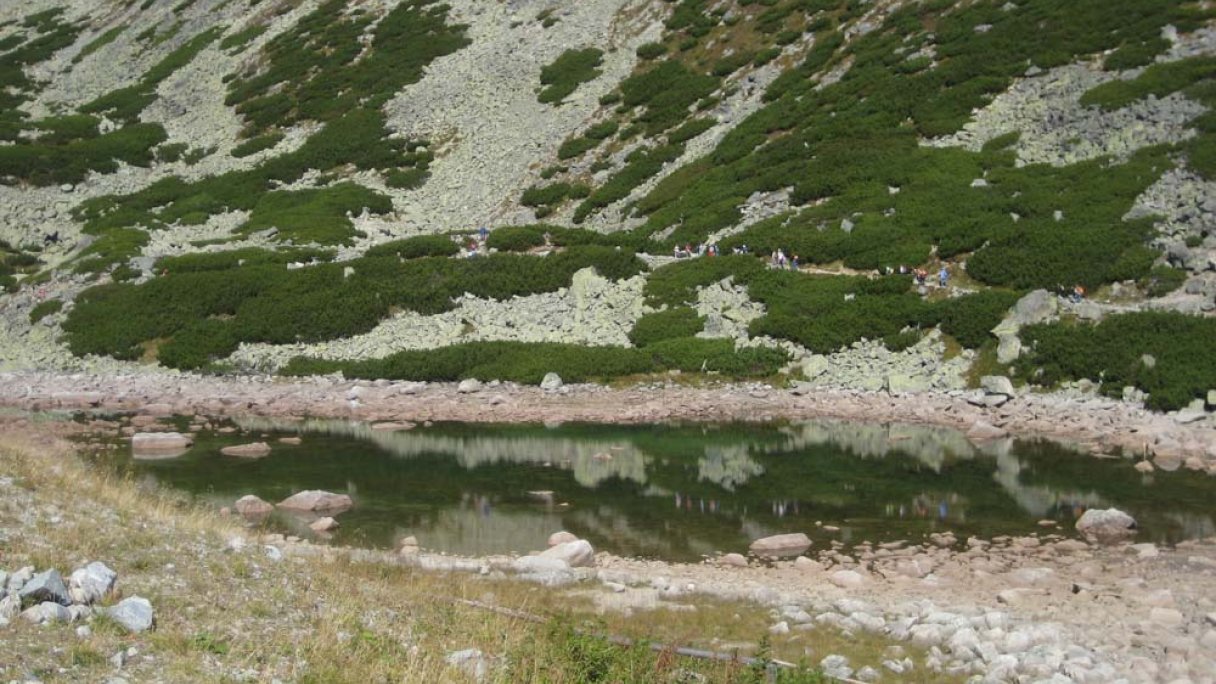 Skalnaté pleso 1 Autor: Christine und Hagen Graf Zdroj: https://www.flickr.com/photos/hagengraf/with/3964754103/