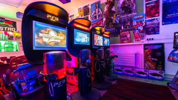Svet retro videohier, RGB Aréna Nitra 12 Svet retro videohier, RGB Aréna Nitra 12