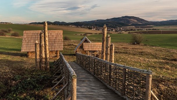 Archeologické nálezisko Šoldov Autor: Facebook Zdroj: https://scontent.fbts7-1.fna.fbcdn.net/v/t1.0-9/81533527_10214221646846792_1772194830219214848_o.jpg?_nc_cat=104&ccb=2&_nc_sid=b9115d&_nc_ohc=qhtsSuHfhFwAX95j9en&_nc_ht=scontent.fbts7-1.fna&oh=fa98253ffb9ccba88736d53d383fa059&oe=5FF2350E