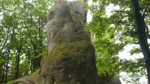 Súľovské skaly Autor: Marzper Zdroj: https://upload.wikimedia.org/wikipedia/commons/a/af/Sulovske_skaly_1.JPG Súľovské skaly Autor: Marzper Zdroj: https://upload.wikimedia.org/wikipedia/commons/a/af/Sulovske_skaly_1.JPG