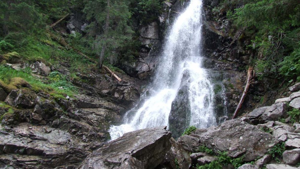 Roháčsky vodopád 1 Autor: Jerzy Opiola Zdroj: https://slovenskycestovatel.sk/item/rohacsky-vodopad