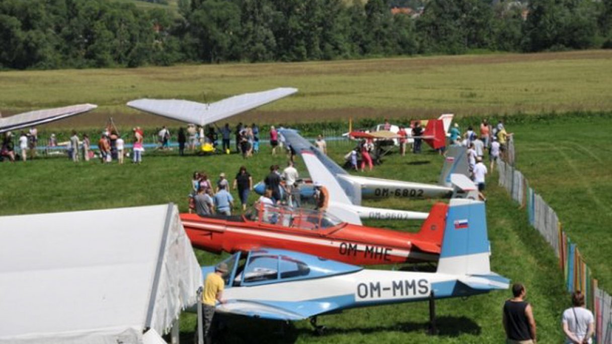Aeroklub - Letisko Ružomberok 1