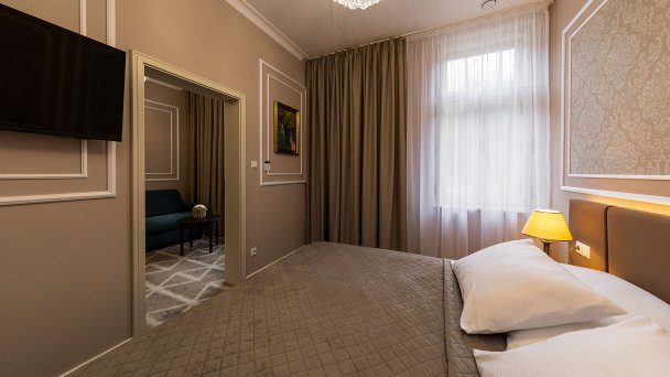 Hotel Dukla ***+ 32 Hotel Dukla ***+ 32