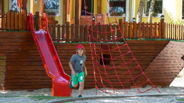 Family Resort Lučivná 52