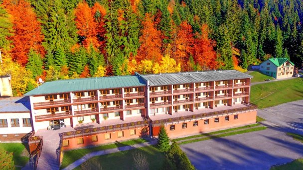 Hotel Podjavorník **+ Papradno 8