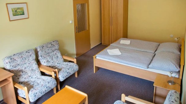 Hotel Podjavorník **+ Papradno 35