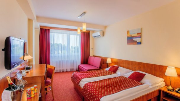 Hotel Senec Lake & Aqua Resort **** Slnečné jazerá 2