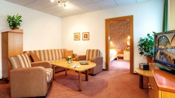 Hotel Flóra *** Trenčianske Teplice 7 Hotel Flóra *** Trenčianske Teplice 7