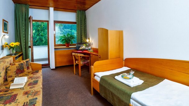 Hotel Flóra *** Trenčianske Teplice 17 Hotel Flóra *** Trenčianske Teplice 17