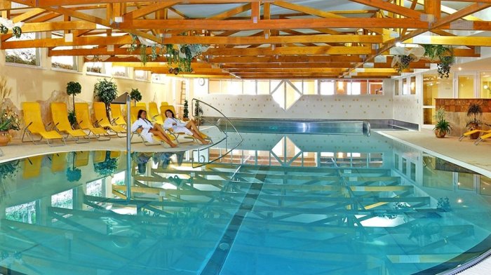 Pobyt pre seniorov s relaxačnými procedúrami a vstupom do bazéna