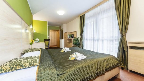 Hotel Flóra *** Trenčianske Teplice 18 Hotel Flóra *** Trenčianske Teplice 18