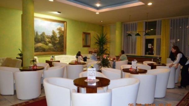 Hotel Regia *** Bojnice TRVALO ZATVORENÉ 9