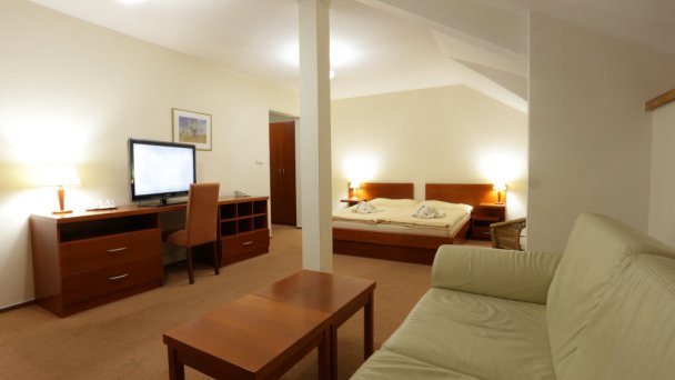 Hotel Plejsy *** Krompachy PREVADZKA UKONČENÁ 2 Hotel Plejsy *** Krompachy PREVADZKA UKONČENÁ 2
