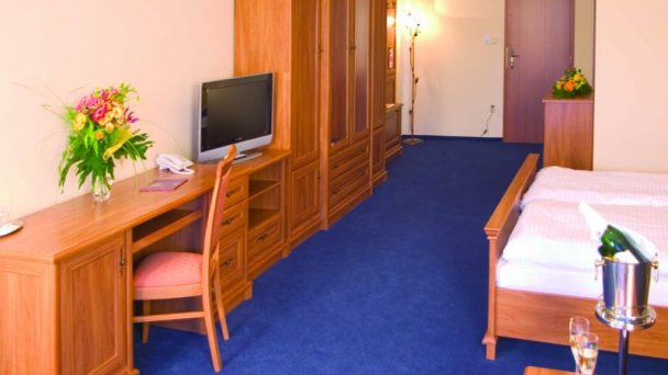 Horský hotel Tini **** Horný Vadičov PREVÁDZKA UKONČENÁ 26