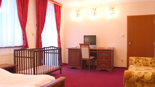 Horský hotel Tini **** Horný Vadičov PREVÁDZKA UKONČENÁ 29