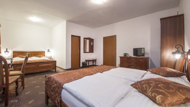 Hotel Svätojánsky kaštieľ *** Liptovský Ján 12 Hotel Svätojánsky kaštieľ *** Liptovský Ján 12
