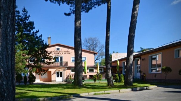 Hotel Svätojánsky kaštieľ *** Liptovský Ján 5 Hotel Svätojánsky kaštieľ *** Liptovský Ján 5
