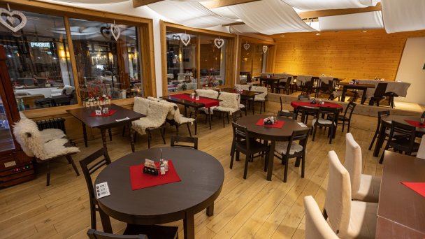 Hotel Toliar *** Štrbské Pleso 53 Hotel Toliar *** Štrbské Pleso 53