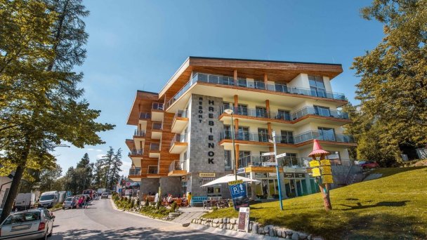 Pohľad zo zadnej strany Hrebienok Resortu Pohľad zo zadnej strany Hrebienok Resortu