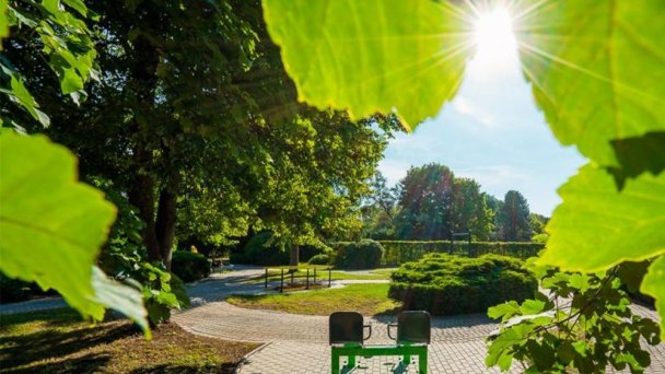 Pocitový chodník naboso &amp; Fit park