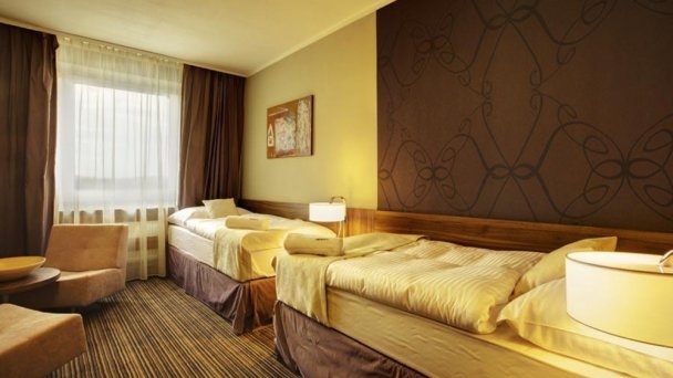Kúpeľný hotel Minerál 10 Kúpeľný hotel Minerál 10