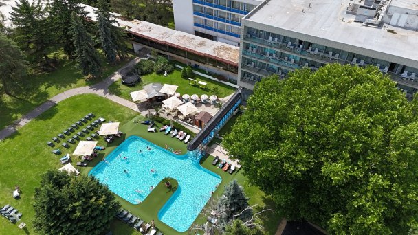 Vonkajší bazén Hotela Splendid 6 Vonkajší bazén Hotela Splendid 6