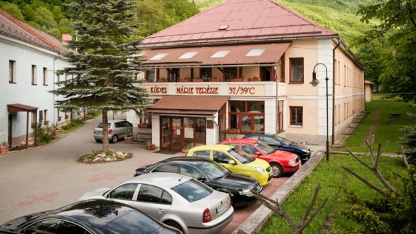 Kúpele Sklené Teplice 38 Kúpele Sklené Teplice 38