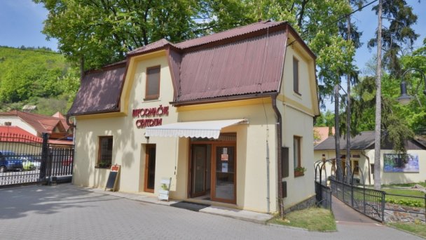 Kúpele Sklené Teplice 42 Kúpele Sklené Teplice 42