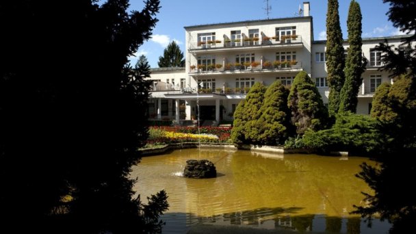 Kúpeľný hotel Palace *** 5