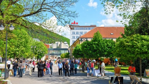 Kúpeľný hotel Pax 8 Kúpeľný hotel Pax 8
